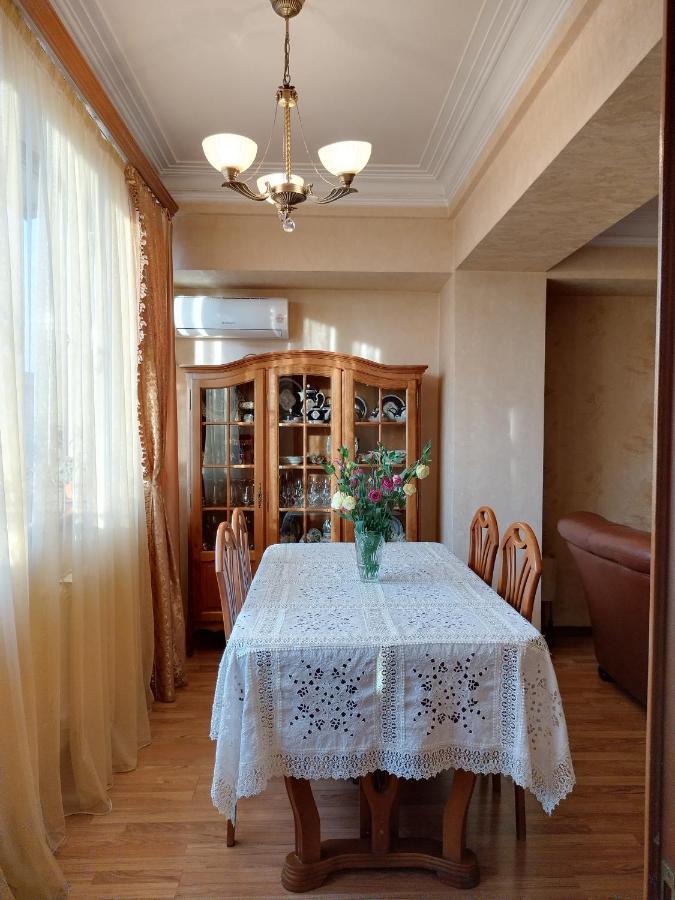 Lesi Apartament Jereván Kültér fotó